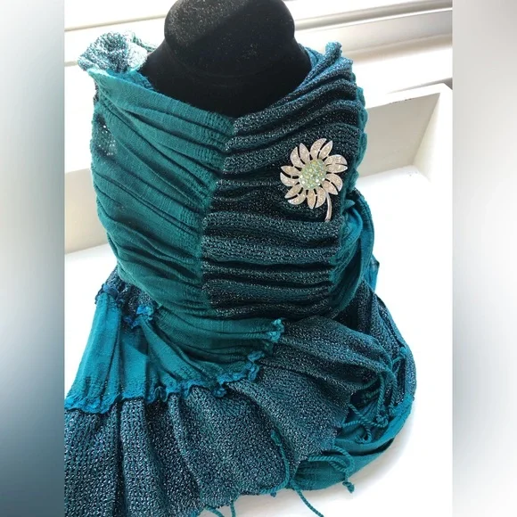 🎉❤️Vintage Sarah Coventry Silver Tone Flower Brooch - Picture 2 of 8